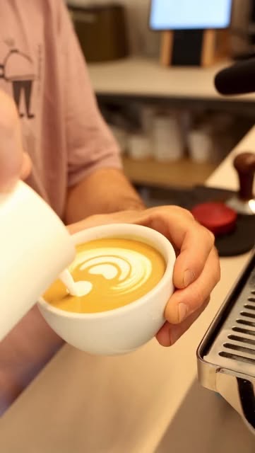 Latte art at La Molienda Pollença