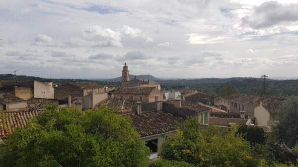 Caimari, the village at the foot of the climb